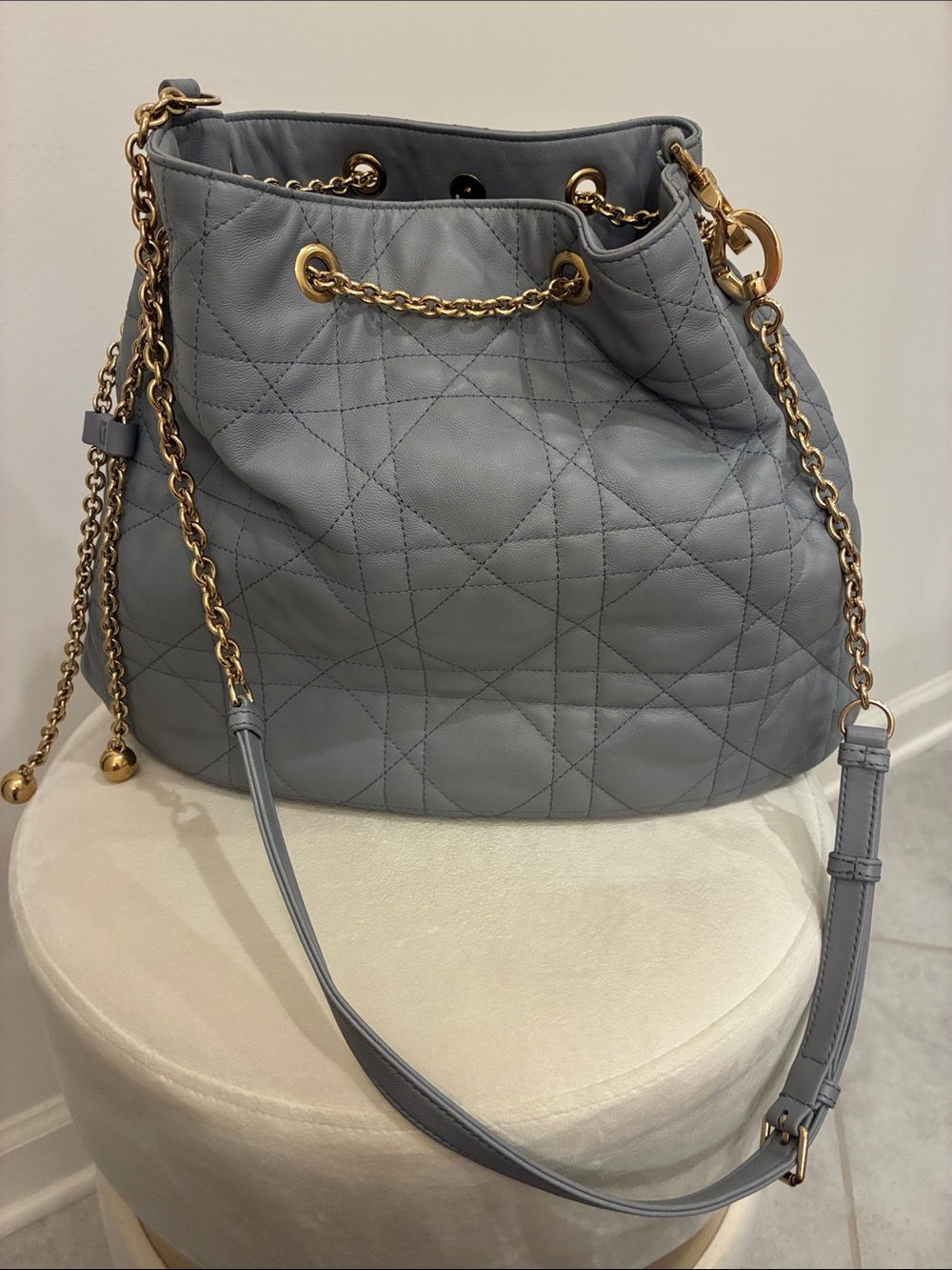 Dior - Picture 2 of 12
